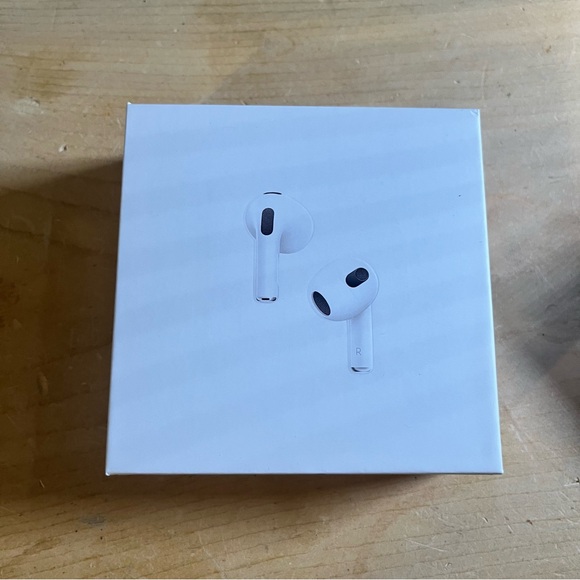 Apple AirPods (3rd Generation)
